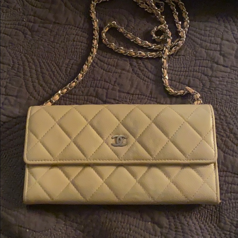 Authentic Chanel Woc - Picture 2 of 9